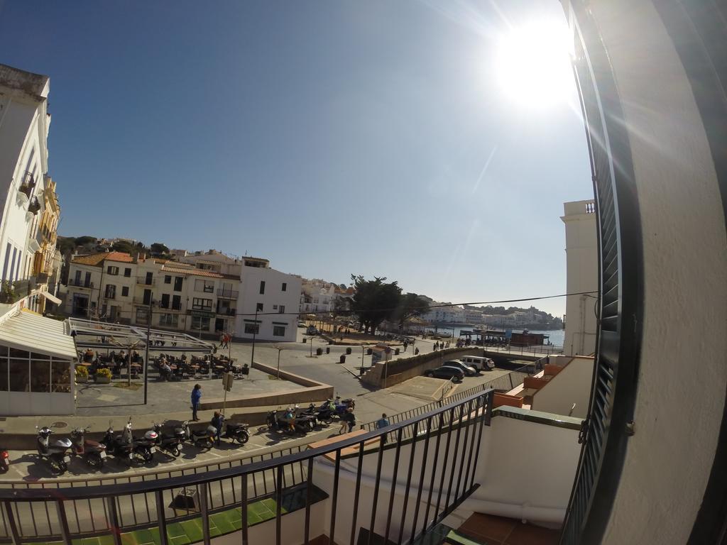 Hostal Marina Cadaques Hotell Rum bild